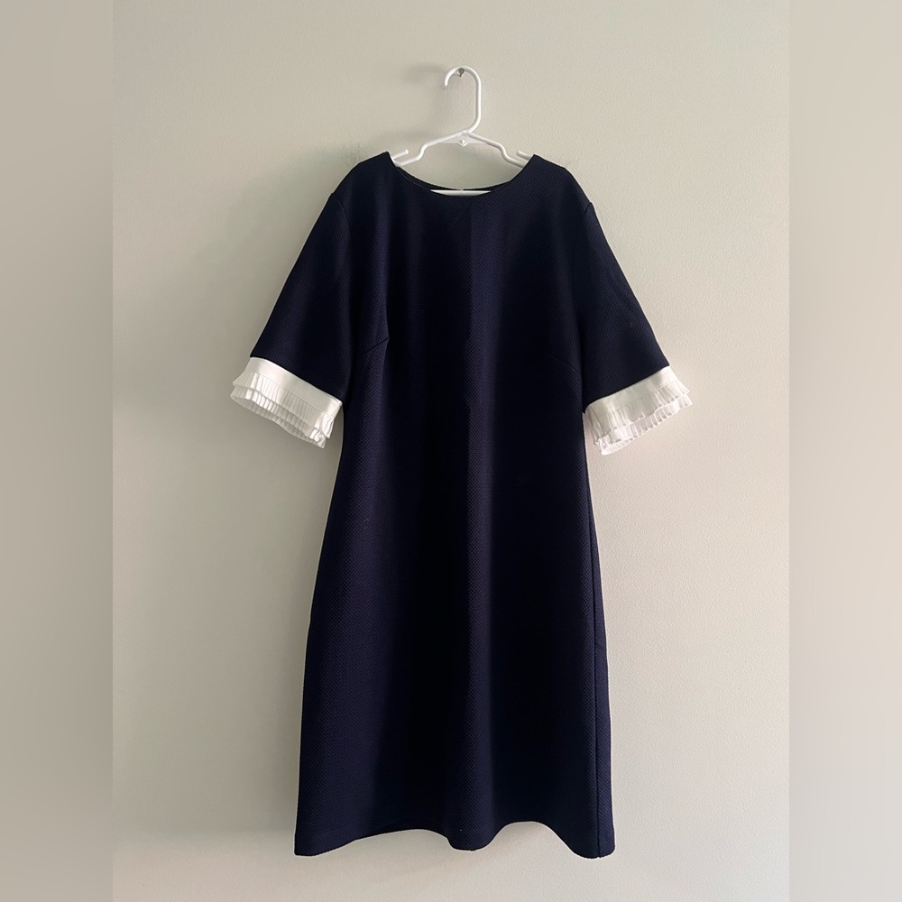 New York & Company Navy Shift Dress Pleated Sleeve Size Small Classic Work Dress - Picture 1 of 6